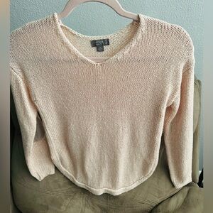 Cake Women's V-Neck Sweater in Cream